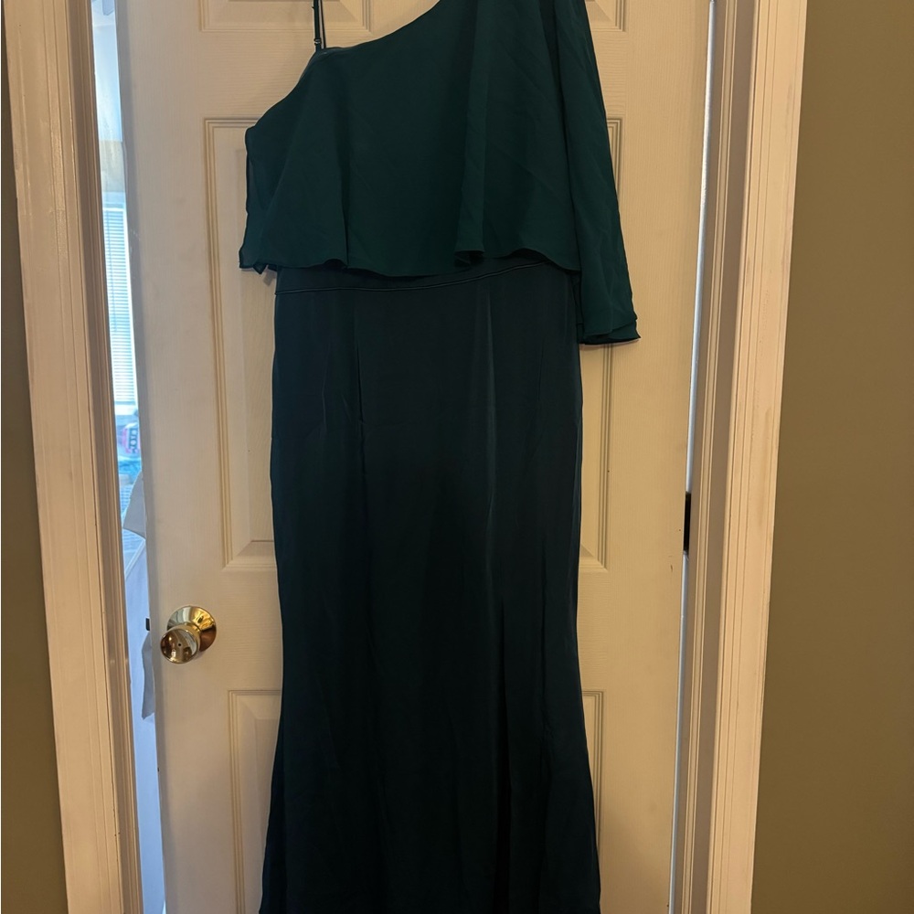 Chic Teal One-Shoulder Dress with slit